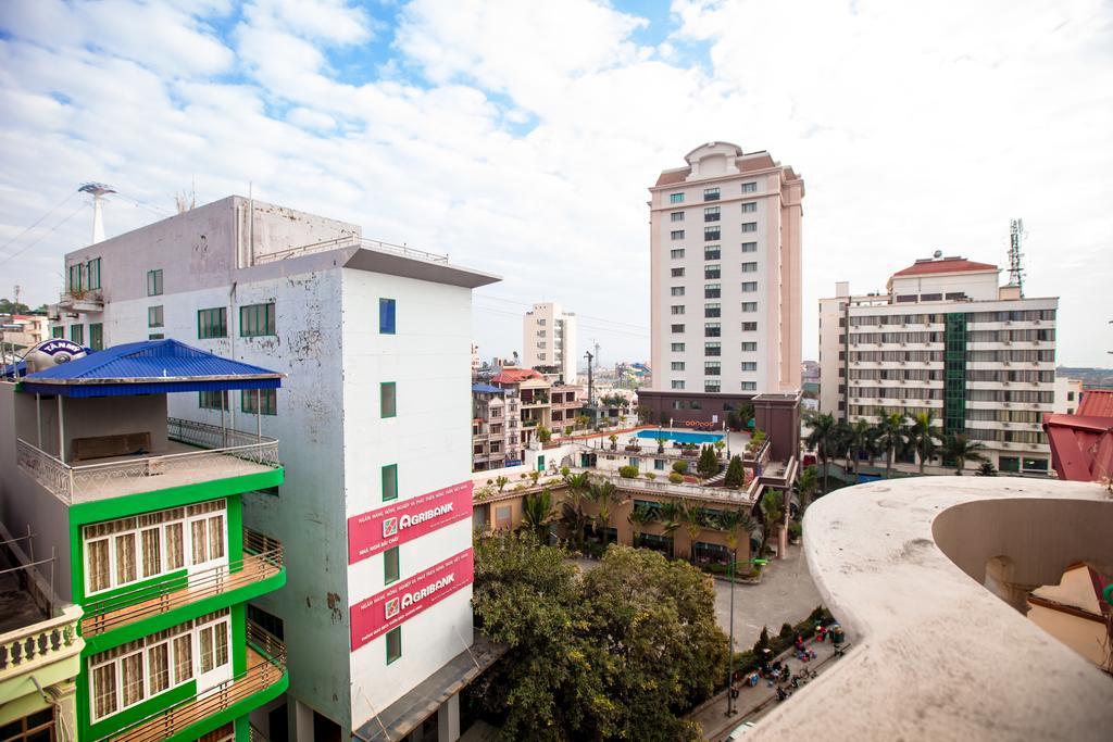 Halong Party Hostel Hạ Long Exterior foto