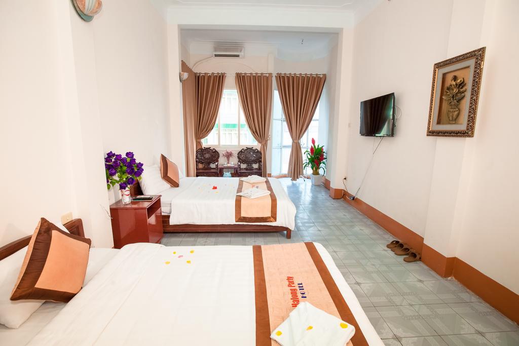 Halong Party Hostel Hạ Long Exterior foto