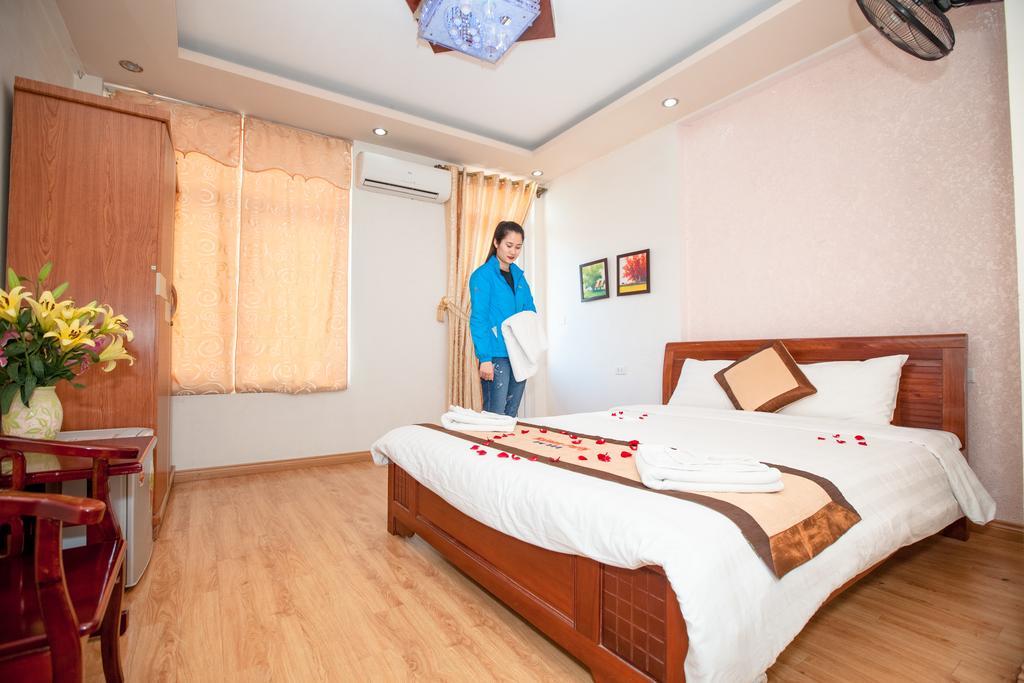 Halong Party Hostel Hạ Long Exterior foto