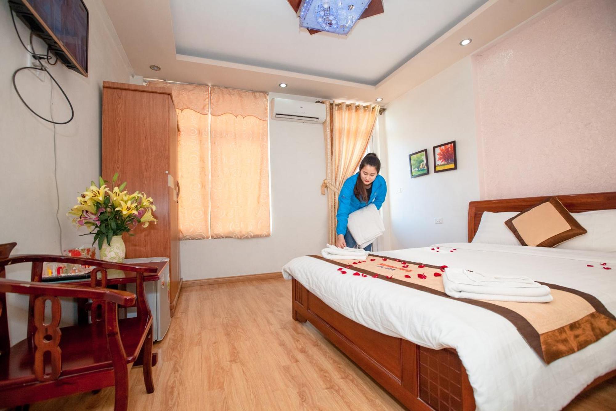 Halong Party Hostel Hạ Long Exterior foto
